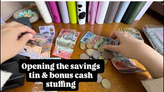 Opening the savings tin & BONUS cash stuffing | Budget with Vee