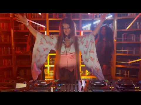 ALESSA KHIN . Maria Maria . Bassmatic. Community. Techhouse