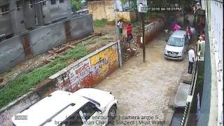 Live police encounter | brave policeman Chasing Suspect video