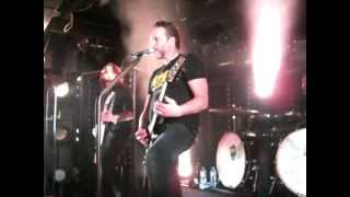 Mustasch - I Hunt Alone