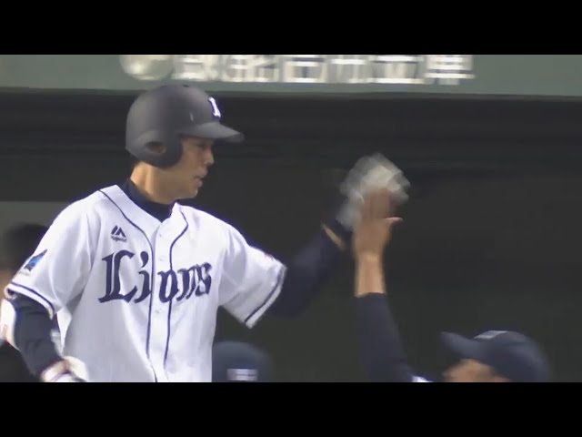 【1回裏】ライオンズ・秋山の今季1号は先頭打者ホームラン!! 2017/4/21 L-F