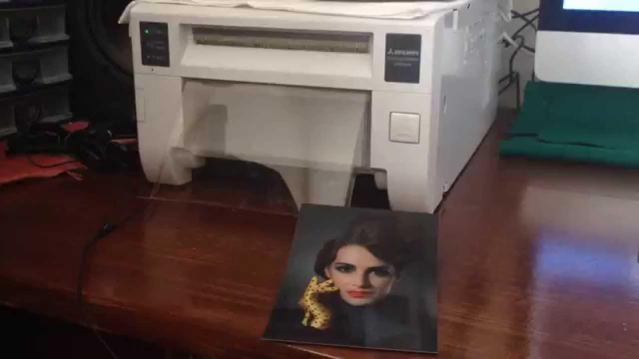 Cублимационный фотопринтер Mitsubishi CP-D70DW