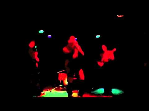 Edgewood - The Ugly Side of Me / Live at the Velvet Lounge 1/14/2011