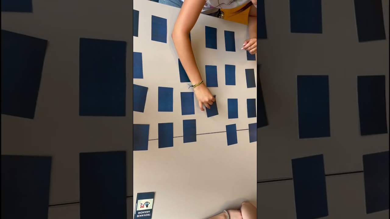 Quick memory card AIDMED. Find matches and win the game!🧩🎲