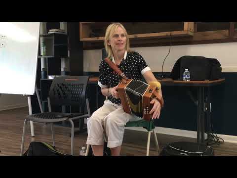 Sharon Shannon teaches The Kings of Kerry (BC button accordion)