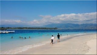 preview picture of video 'WHITE SAND BEACH at Gili Trawangan'