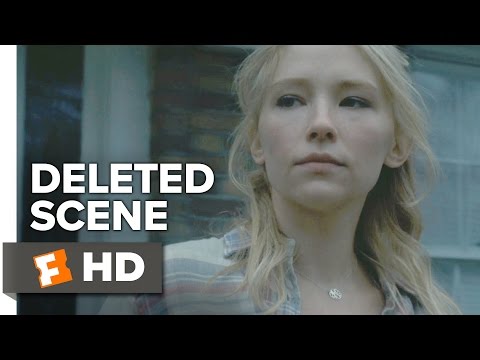 The Girl on the Train Deleted Scene - Megan Leaves Anna's House (2017) - Haley Bennett Movie