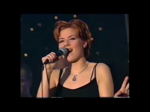 Heidi Kyrö - Tummasilmäinen (live 1998)