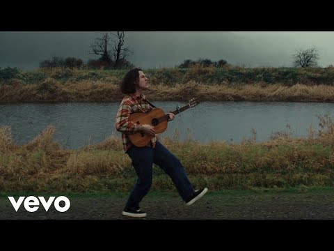 Vickie - Peach Pit