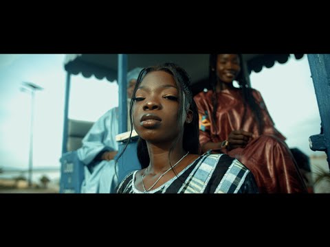 AWA GAMBIA ft DIEYNA - NDANAANE ( Behind The Scenes )