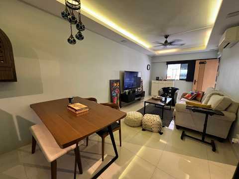 178 Bukit Batok West Avenue 8, 178 Bukit Batok West Avenue 8, 2 Bedrooms, 785 sqft, HDB Flat For Rent, by Michelle Goh, 500151583 - PropertyGuru.com.sg