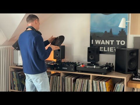 Warm Electronica Vinyl Mix