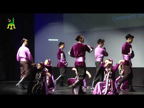 Ansamblul "Canlar" din Cobadin