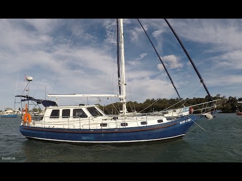 Roberts Spray 43 Pilot House cruising yacht - Walkthrough