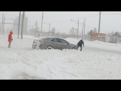 Heavy Winter Snow Storm in Toronto Canada