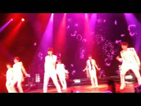 131116 "Hysterie" (Encore) - INFINITE ONE GREAT STEP TOUR @ NYC FANCAM