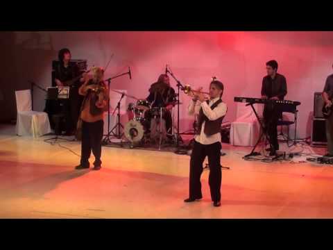 Lehakat Carmel e Klezmorim - Der Heyser Bulgar / Chusen Kala Mazeltov / Odessa Bulgarit (Bebados)