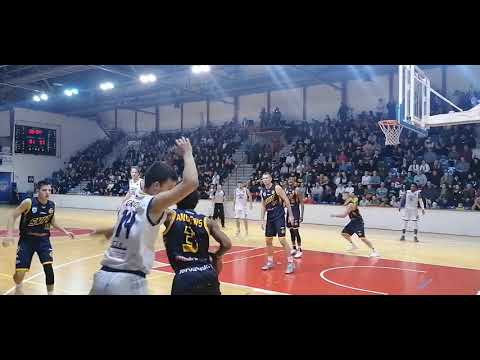 Anikienko a jeho spoluhráči víťazne