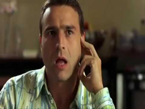 Escena Días de Fútbol. Bebe Vino