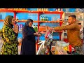 माँ की खुशी के आँसू एक बेघर परिवार के ल�