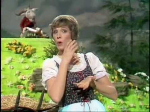 Muppets - Julie Andrews - The Lonely Goatherd