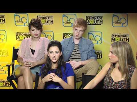 First News interviews the cast of Lemonade Mouth