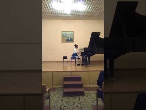 "Воспоминание наивной юности" - комп. Мартин Вардазарян