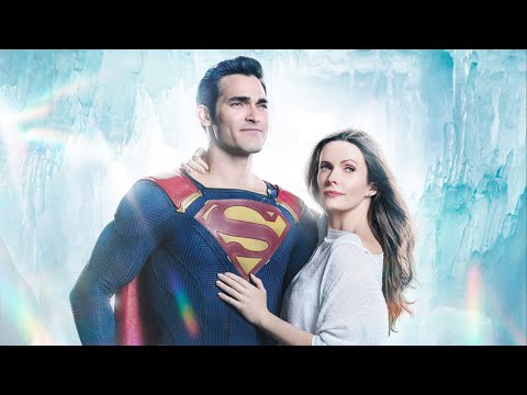 FAMILY KRYPTONITE? Superman &amp; Lois' Tyler Hoechlin soars to new heights as a dad &amp; hubby