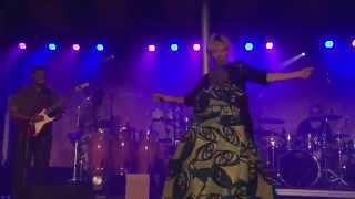 FMBM 2015 - Angélique Kidjo et Betty Bonifassi - Gimme Shelter à Gaspé