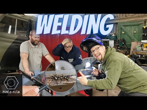 Learning To WELD! Restoring Bob Series 3 Land Rover - Part 17