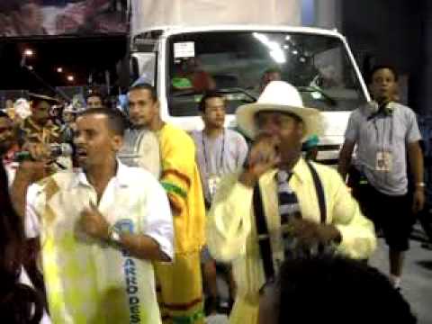 Paraíso do Tuiuti 2010 - Desfile oficial (Esquenta)