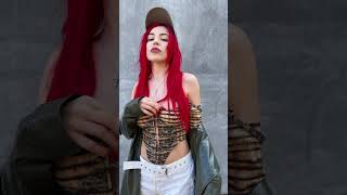 Download lagu Ava Max - So am I mp3