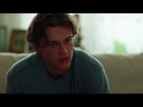 Conrad and Belly Scene - TSITP 1x02