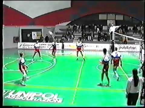 Pallavolo B2 - Pomezia Vs Civitavecchia 3-2 15-12-1998-99 2°T