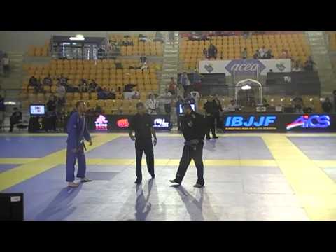 Jamie Horsman Rome open 2013 blue belt absolute semi-final