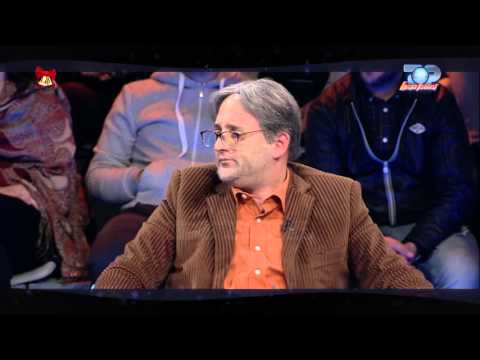 Friend Request 2016, 31 Dhjetor 2015 - S Show ne Top Story (Viti Politik)