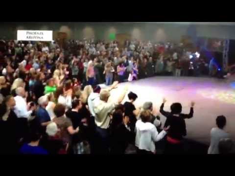 Behold The Bridegroom Cometh - Julie Meyer, JoAnn McFatter And Steve Swanson