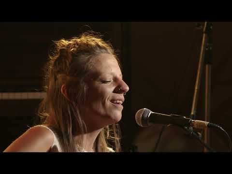 Kelsey Kluijtmans - Dankzij Jou (Live & Acoustic)
