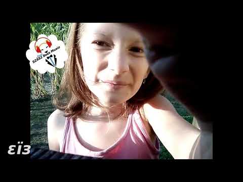 -ez is az is Nílmix 2- Neela forever Smile :-)