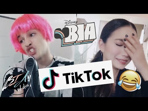 TIK TOKS DEL ELENCO DE BIA