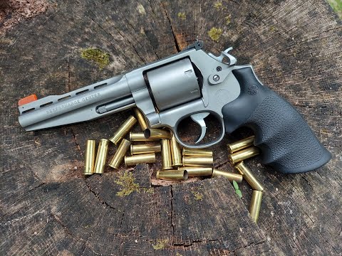 Smith \u0026 Wesson Performance Center 686+... Revolving Perfection Review!!!