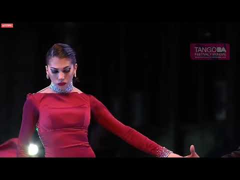Sebastián Martínez y Ayelen Morando - Gallo Ciego por Forever Tango Luis Bravo