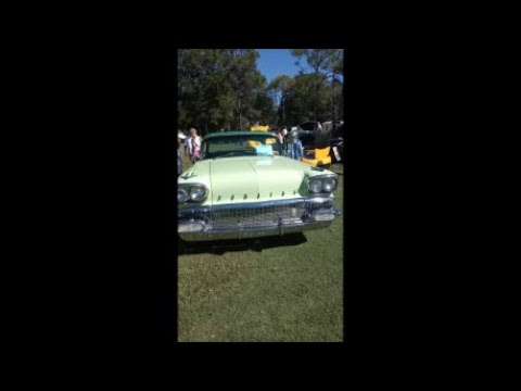 1958 Pontiac Super Chief Four Door Hardtop Grn BlackDiamond1022226301