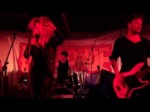 Lionface - Vampire (live in Bristol, Jun '15)