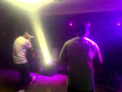 MR  CHEFE E MC DOGÃO   ESQUENTA SHOW   03 09 2011