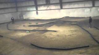 preview picture of video 'Tillsonburg Indoor Offroad Shootout 2011 Controlled Practice 8th Nitro'