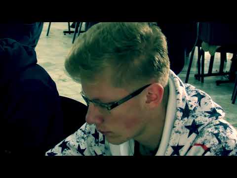 chlapci SŠ 7.2.   Andrej Brnušák -  IM Jerguš Pecháč 0:1