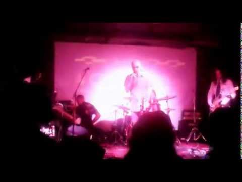 The real thing - Faith No Men @ Closer live rock club