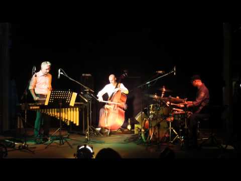 Oles Brothers & Christopher Dell Ahead 3 KOMEDA - svantetic