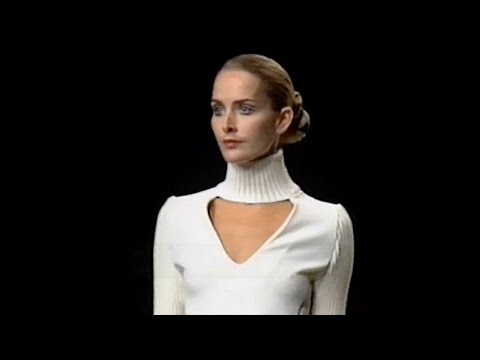 John Bartlett Fall 2000 (Fashion TV) Kim Catrall Jeanne Beker